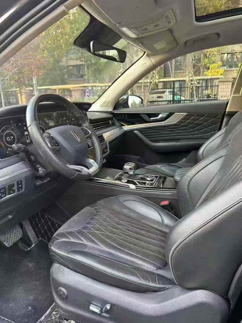 蚌埠21年红旗HS54