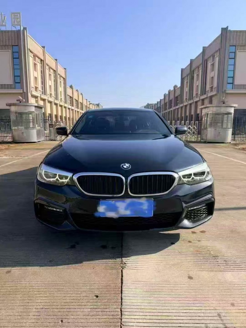 济宁18年宝马5系1
