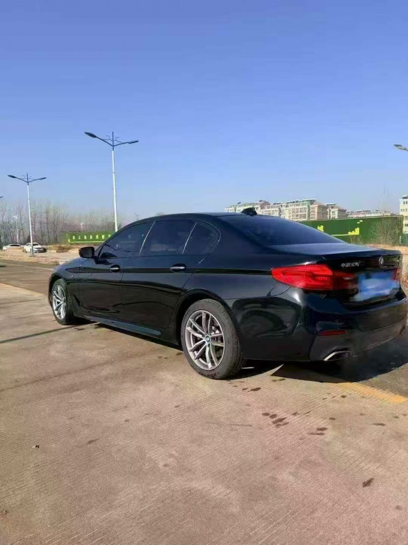 济宁18年宝马5系7