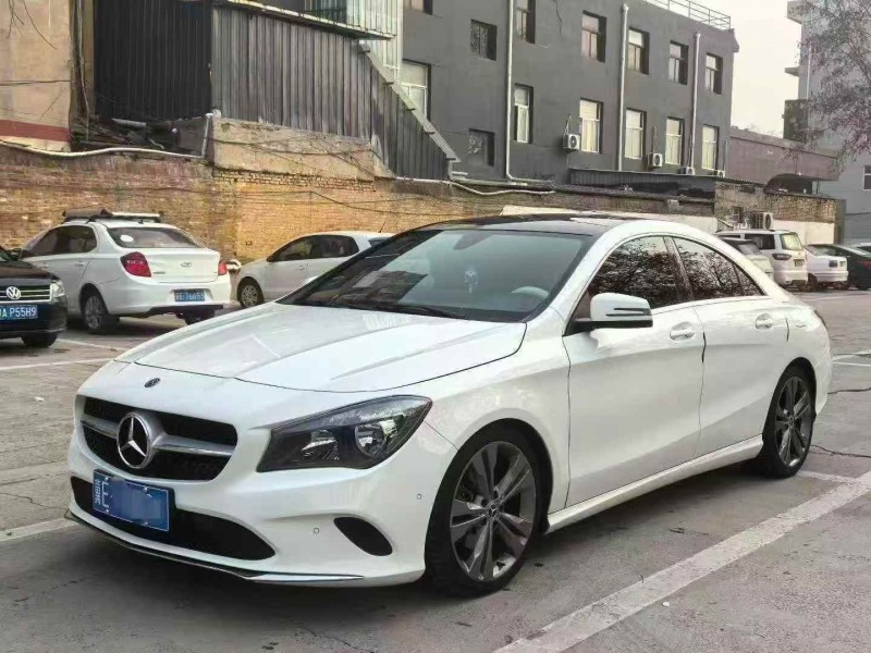 邢台18年奔驰CLA3