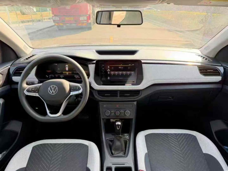 连云港25年大众途岳4