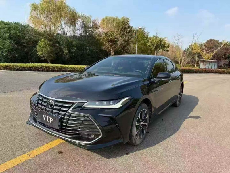 连云港22年丰田亚洲龙2