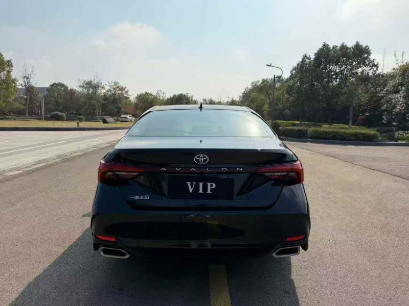 连云港22年丰田亚洲龙7