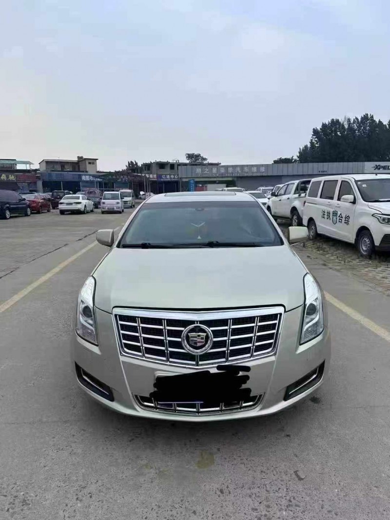 南阳15年凯迪拉克XTS1