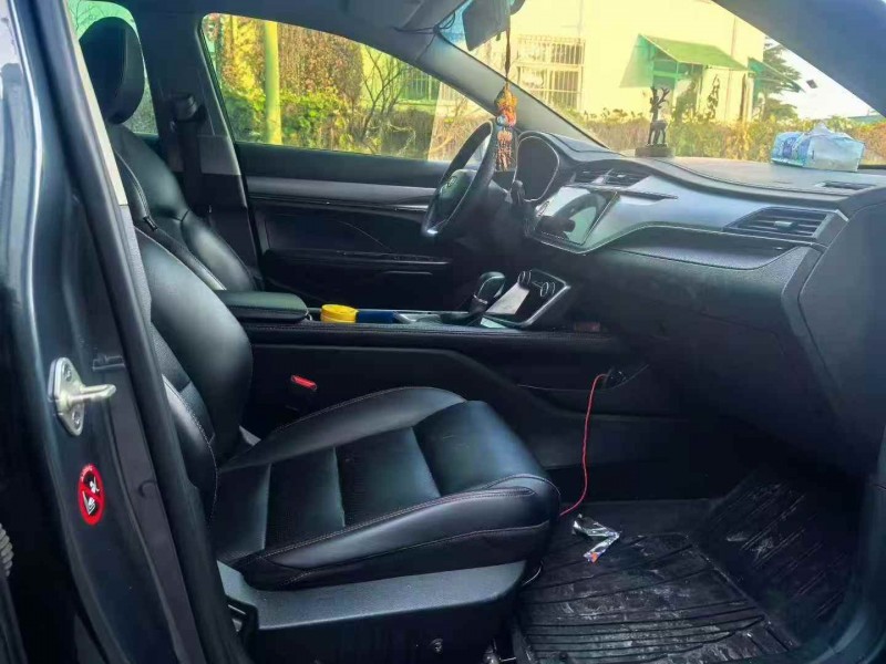 济宁19年吉利缤瑞5