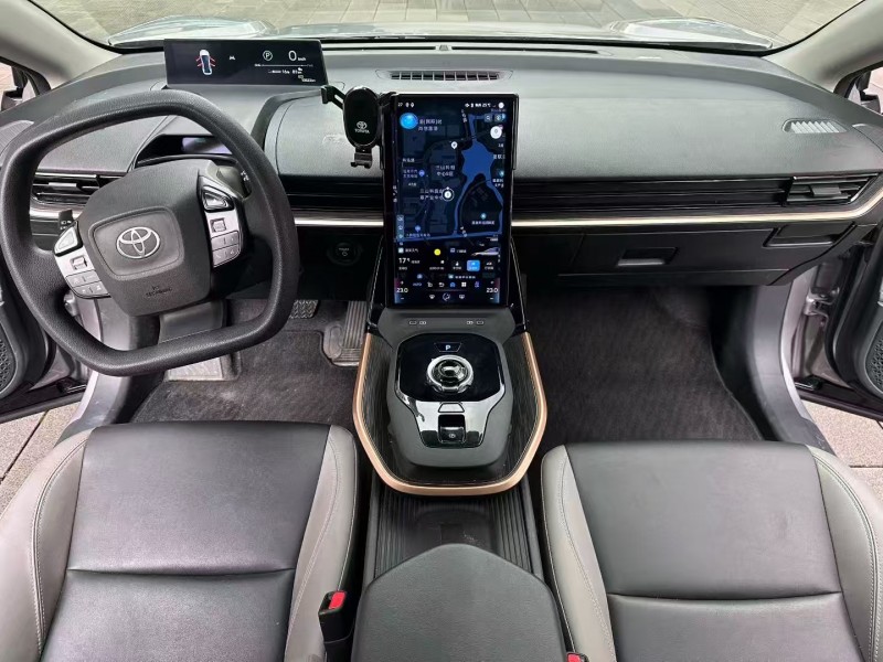 佛山23年丰田BZ3Pro5