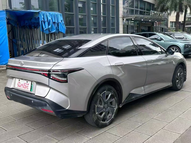 佛山23年丰田BZ3Pro7