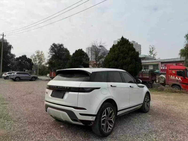 南阳20年路虎极光7