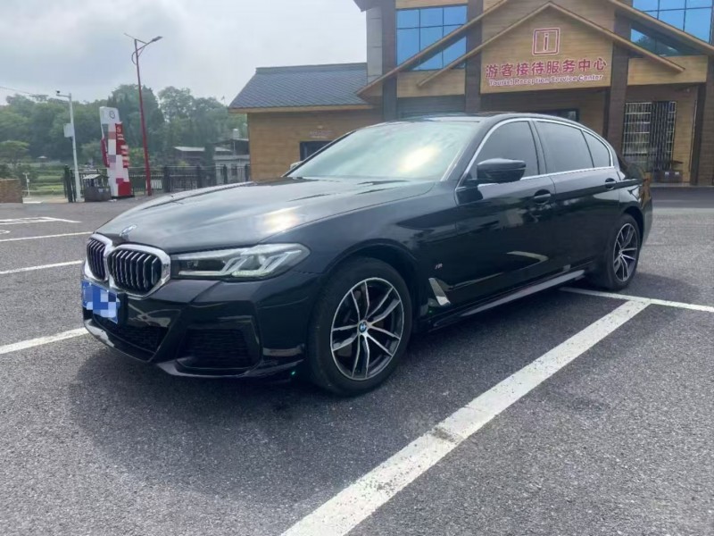 广州23年宝马3系3