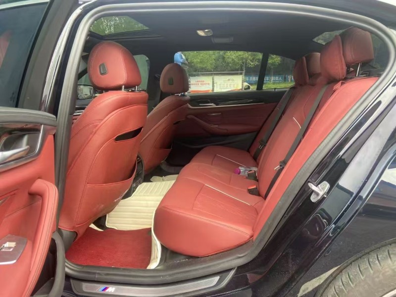 广州23年宝马3系6