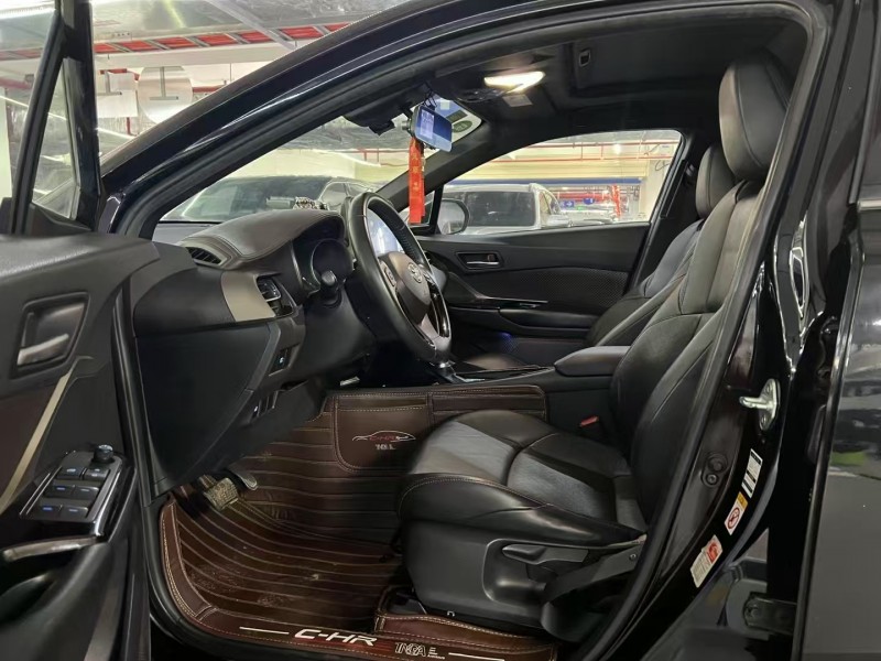 广州19年丰田CHR4