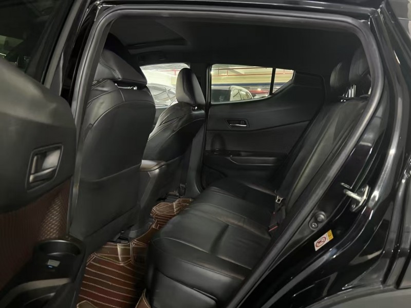 广州19年丰田CHR5