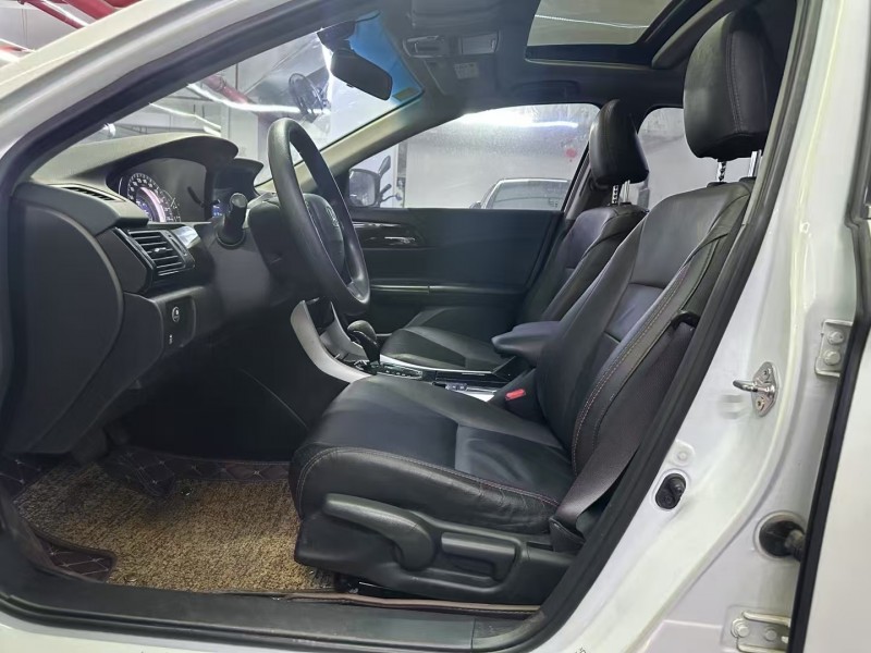 广州18年本田雅阁4