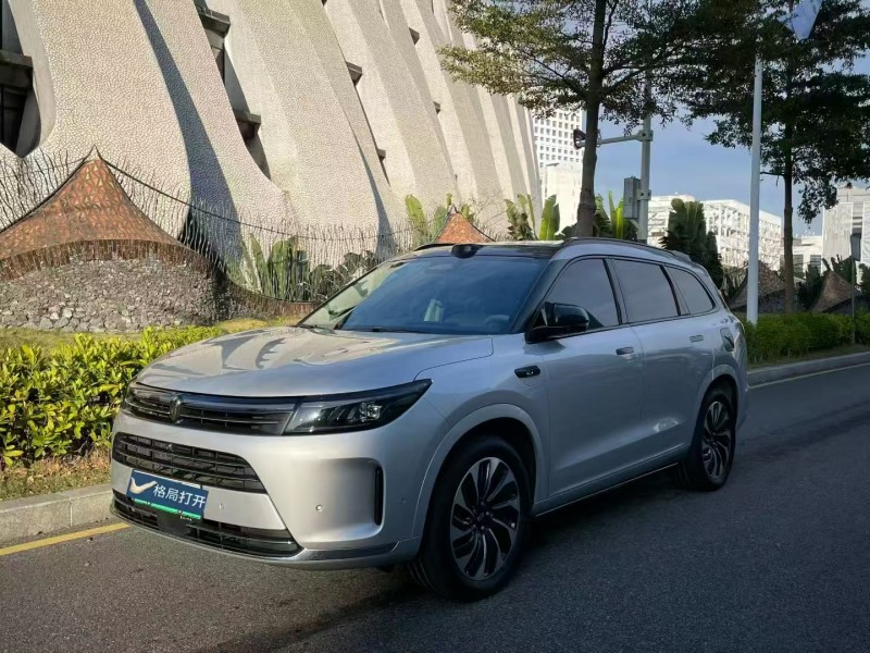 广州24年华为智选问界3