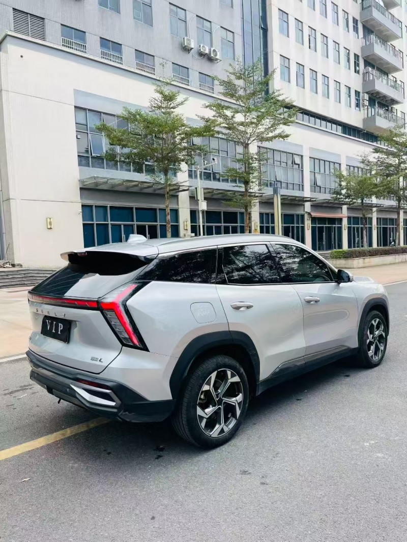 广州23年吉利博越8