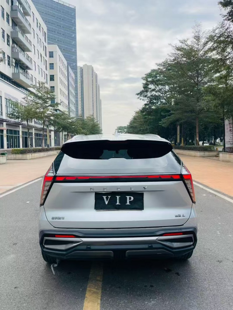 广州23年吉利博越9