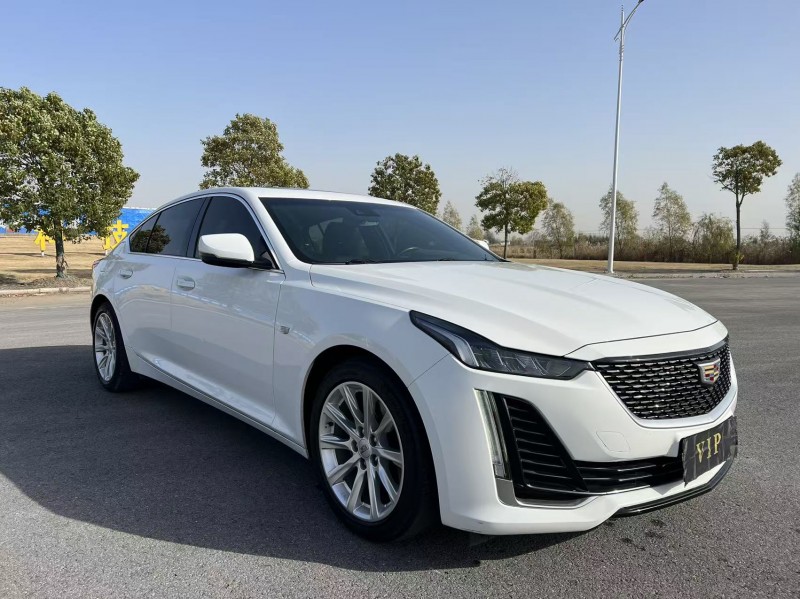 盐城20年凯迪拉克CT52