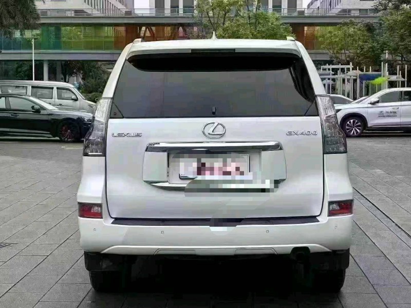 江门17年雷克萨斯GX8
