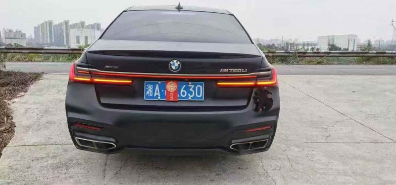 张家界17年宝马7系9