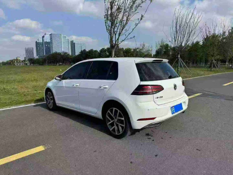 徐州21年大众高尔夫8