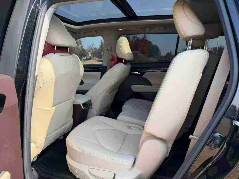 徐州23年丰田汉兰达4