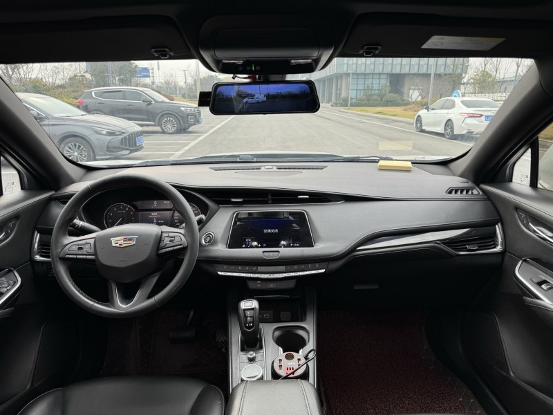 盐城19年凯迪拉克XT48