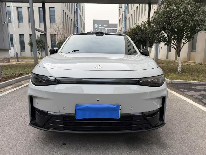 徐州24年零跑汽车C101