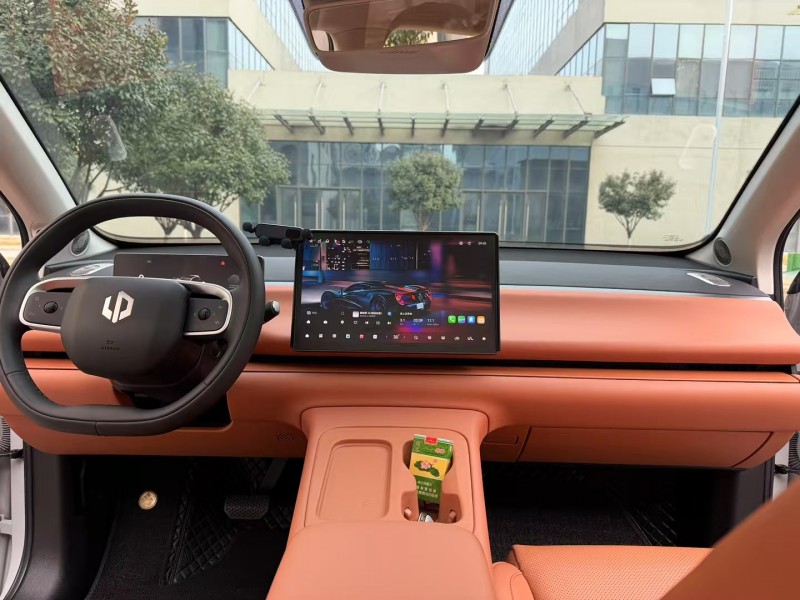 徐州24年零跑汽车C106