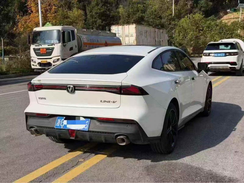 嘉兴24年长安汽车UNI7