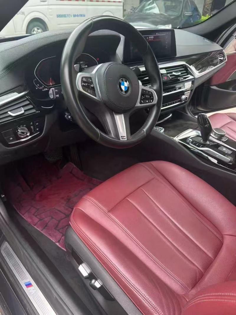 佛山20年宝马5系4