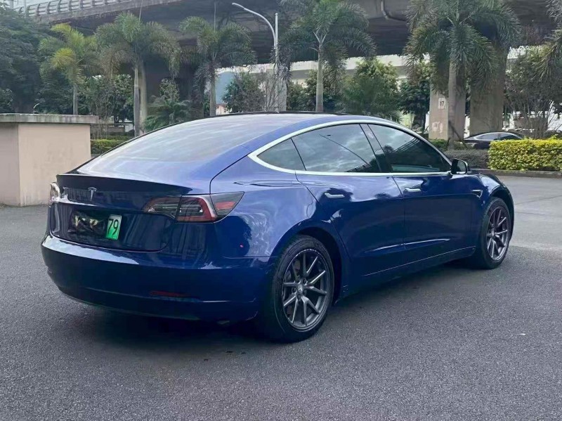 莆田20年特斯拉MODEL 38
