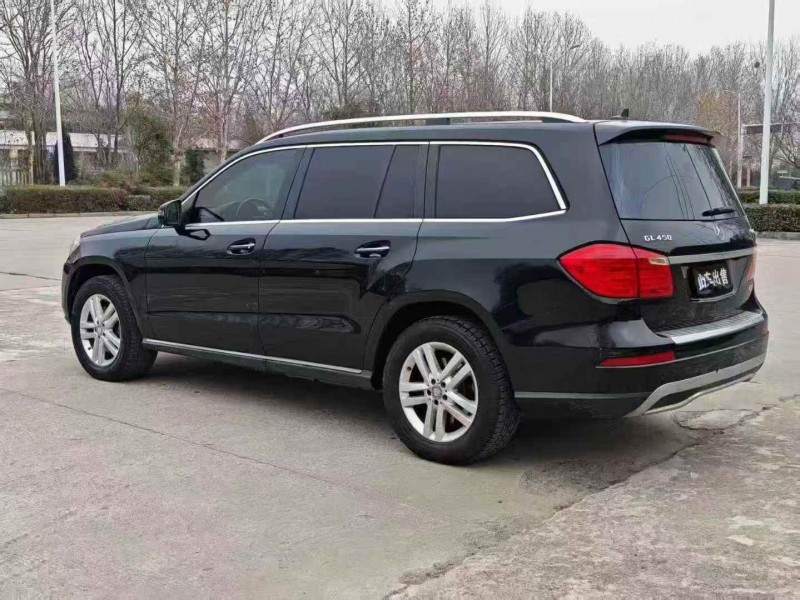 枣庄16年奔驰GL8