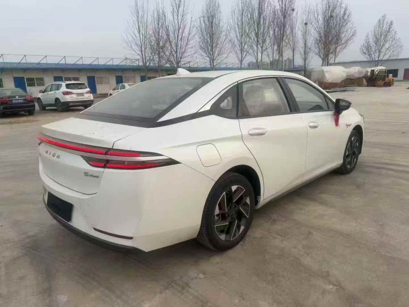 东营25年传祺埃安S7