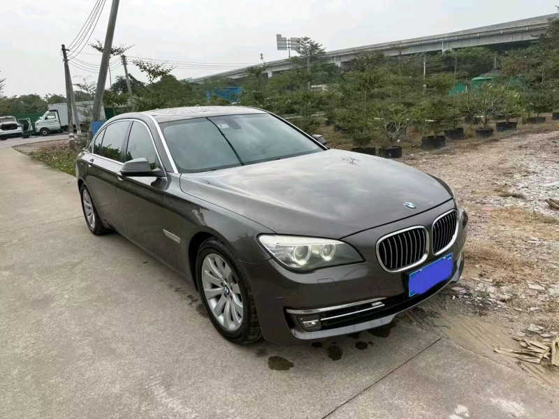 中山14年宝马7系3