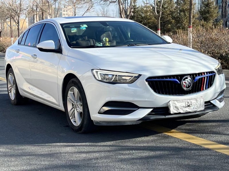 兰州17年别克君威3