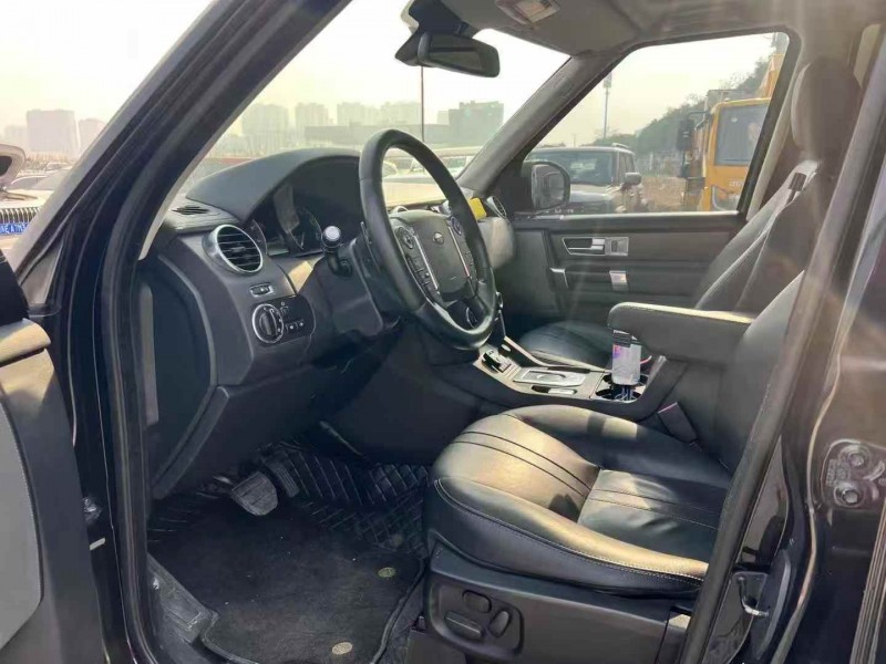 郑州15年路虎发现6