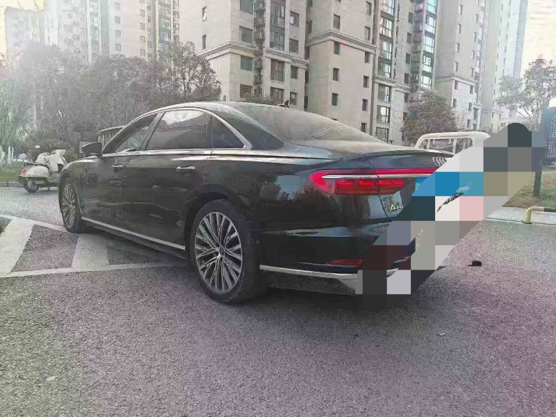 郑州21年奥迪A8L4