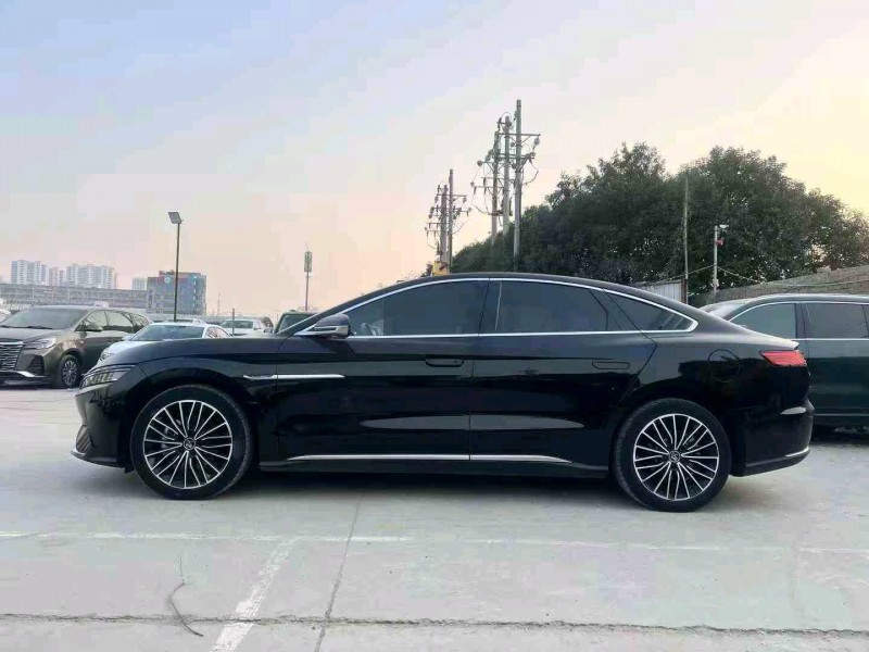 郑州22年比亚迪汉3