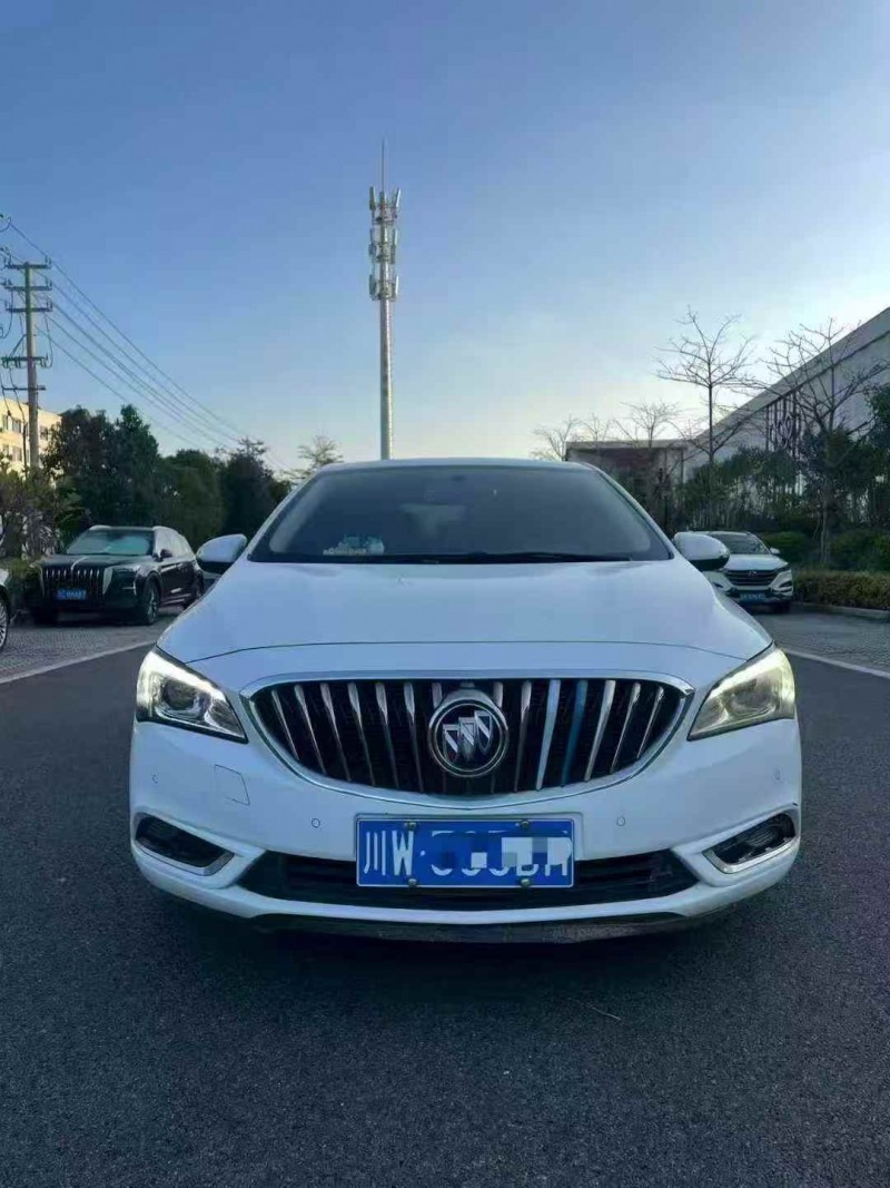 三明15年别克威朗1