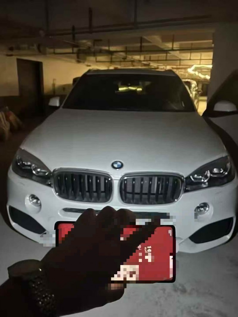 济宁18年宝马X51