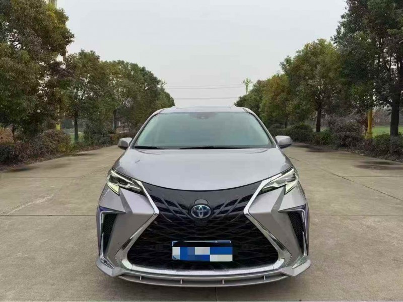 常州22年丰田塞纳1