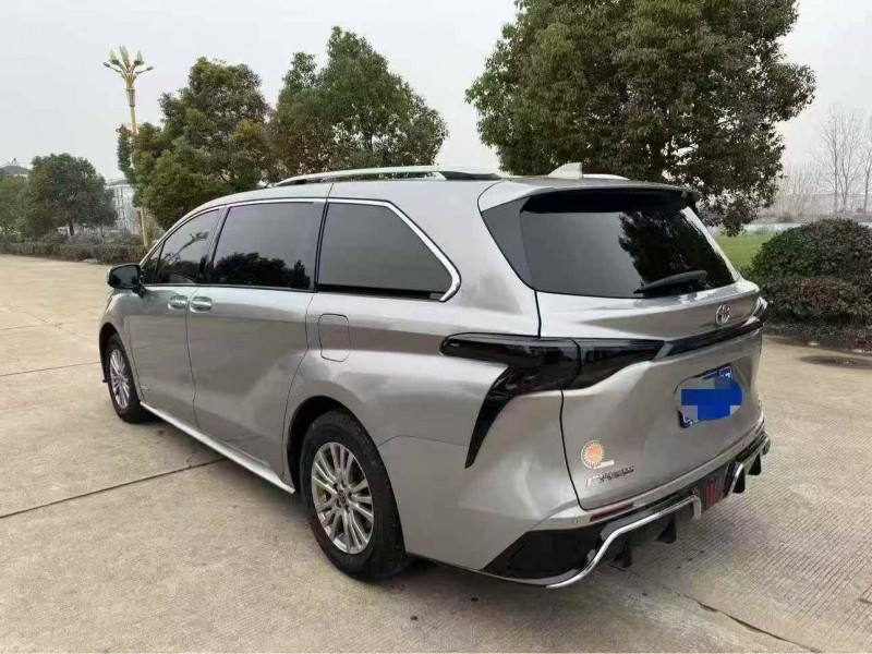 常州22年丰田塞纳9