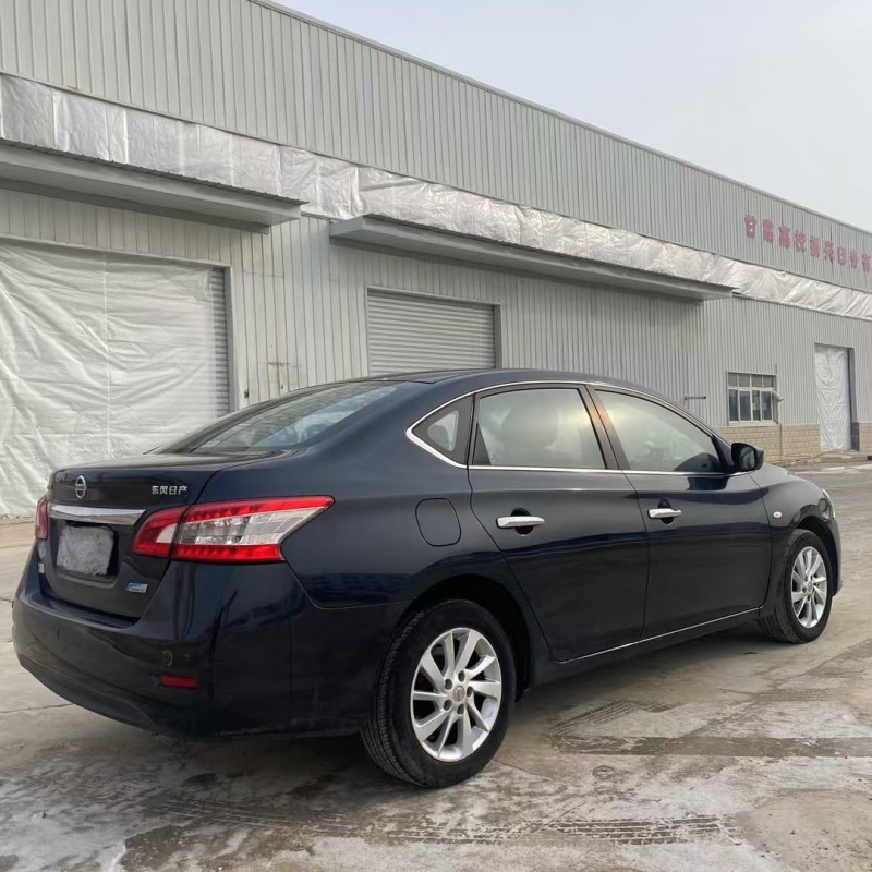 兰州15年日产轩逸7