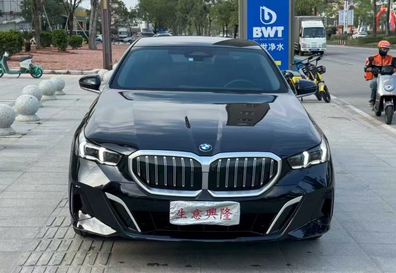 广州24年宝马5系1