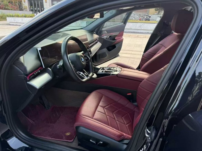 广州24年宝马5系4