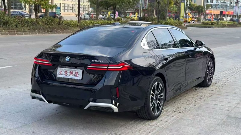 广州24年宝马5系7