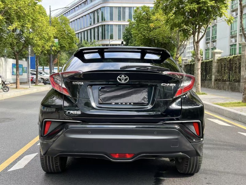 深圳19年丰田CHR5