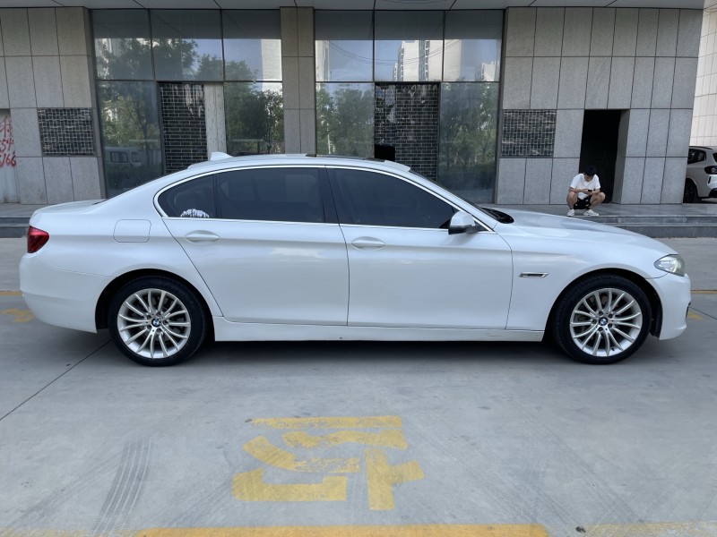 济宁14年宝马5系8