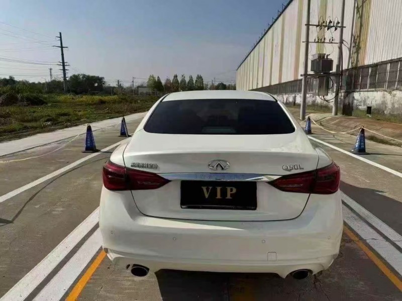 菏泽21年英菲尼迪Q50L9