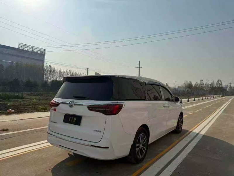 菏泽22年别克GL87